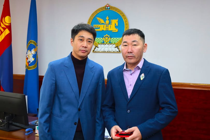 САРАНЦЭЦЭГИЙН МӨНХТӨР “ОНЦ ТЭЭВЭРЧИН” ХҮНДЭТ ТЭМДГЭЭР ШАГНАГДАВ